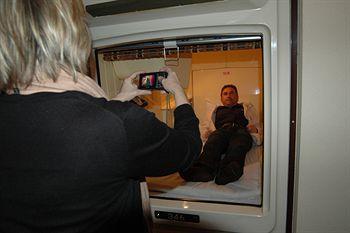 Capsule Hotel & Sauna Cosmo Plaza Akabane Токио Экстерьер фото